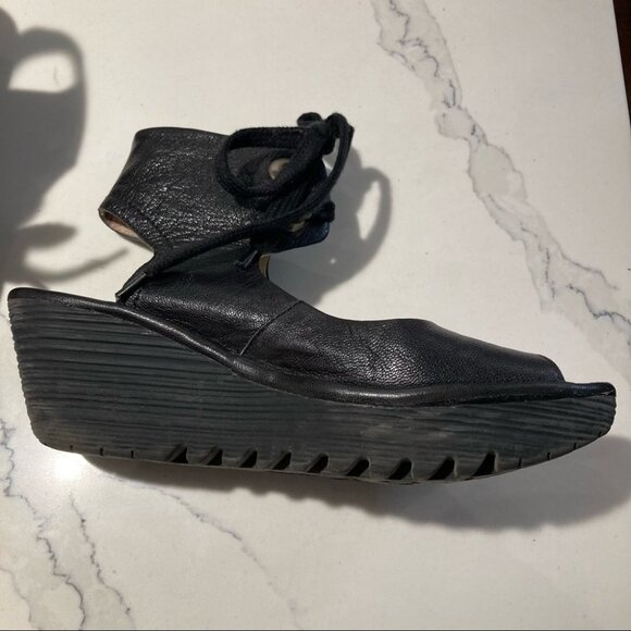 FLY LONDON Sz 40 Yaffa Lace Up Wedge Sandals - Picture 5 of 10